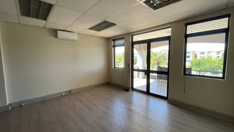 Office to let in Midrand (2)